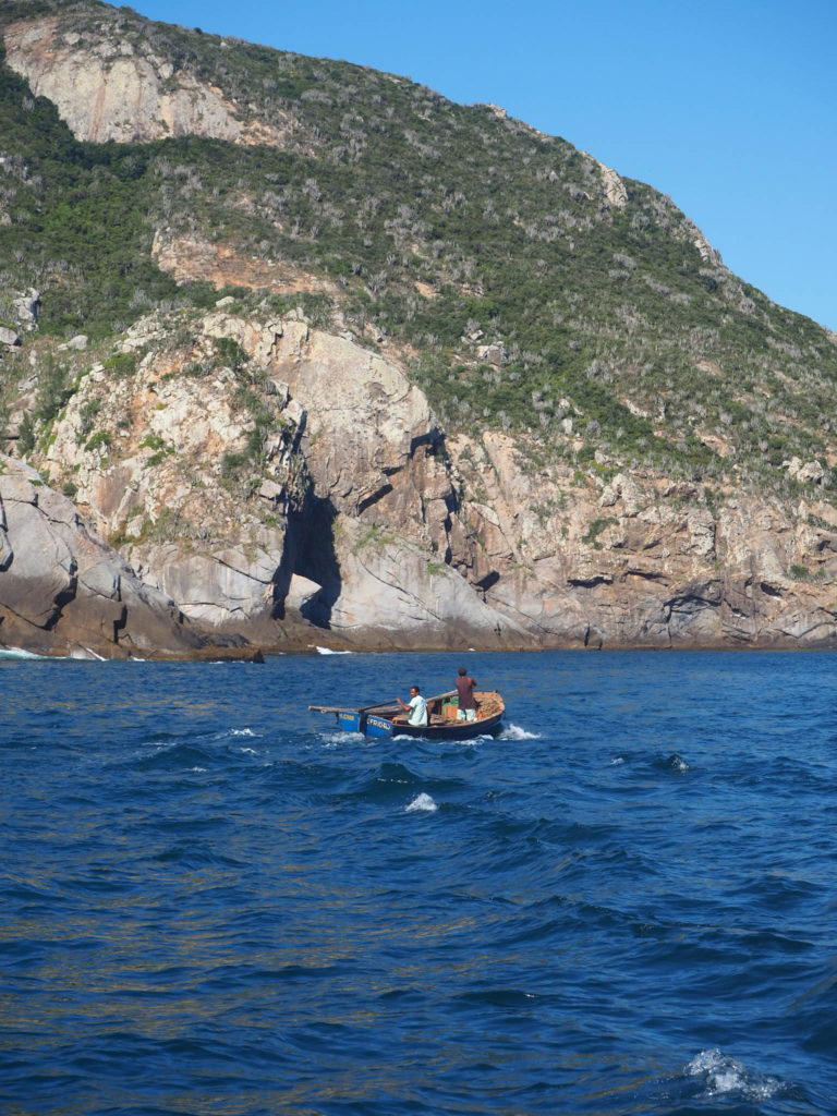 Tour en bateau Arraial do Cabo, des pecheurs