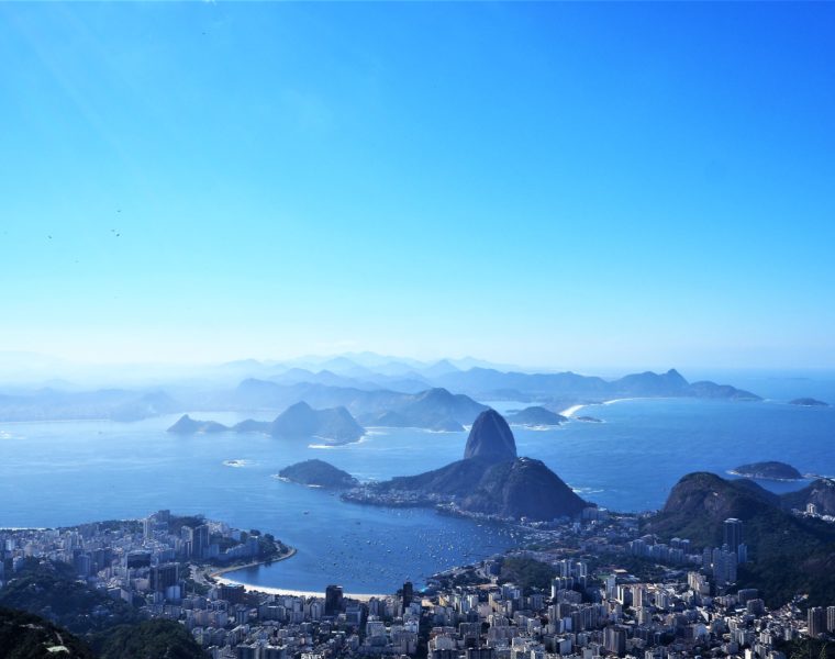 vue sur le pain de sucre depuis le corcovado rio bresil clioandco blog voyage