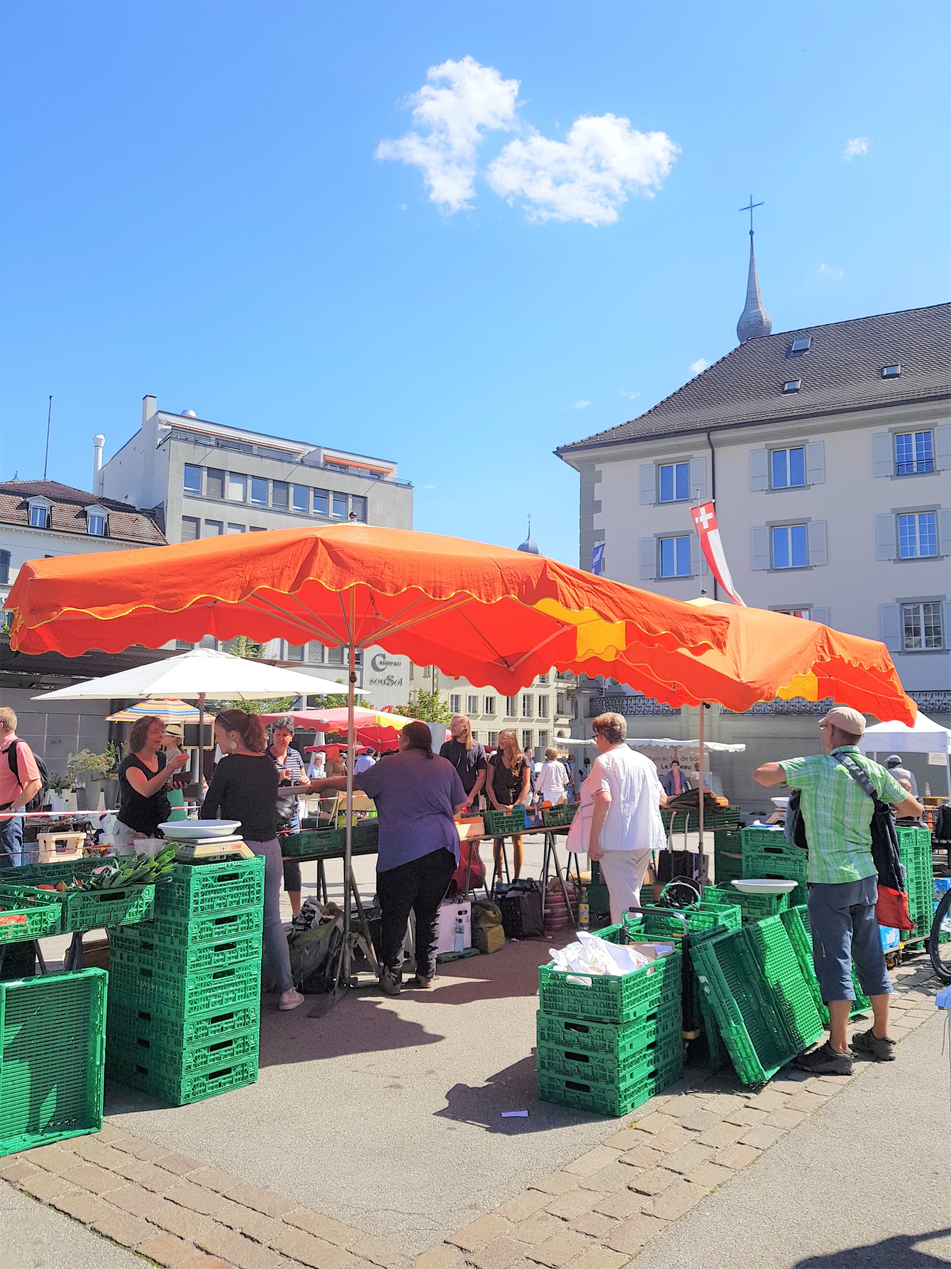 Fribourg clioandco blog voyage marché légumes