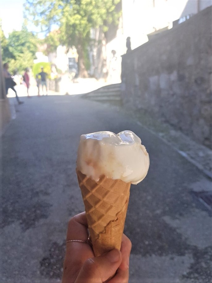 Guyères-suisse-glace-à-la-double-creme