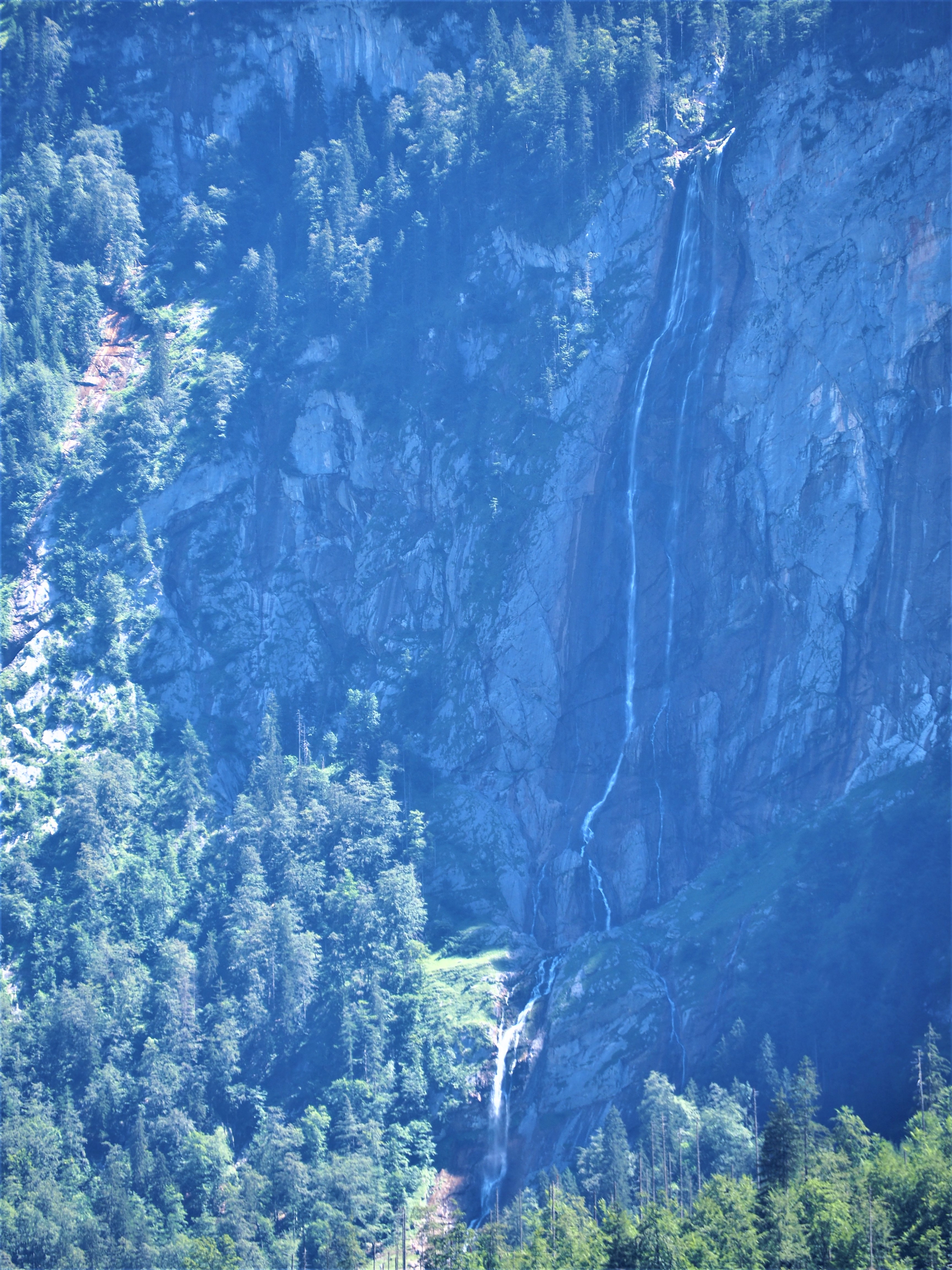 Konigssee-Obersee-allemagne-voyage-cascade-Chute-de-Rothbach zoom