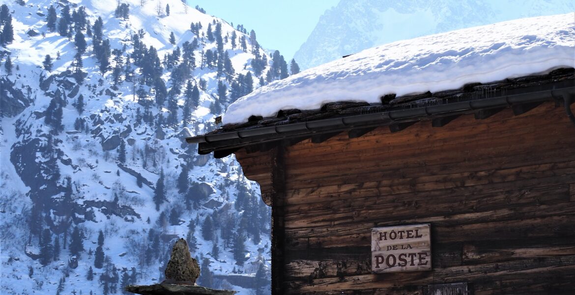 Arola suisse valais neige hiver