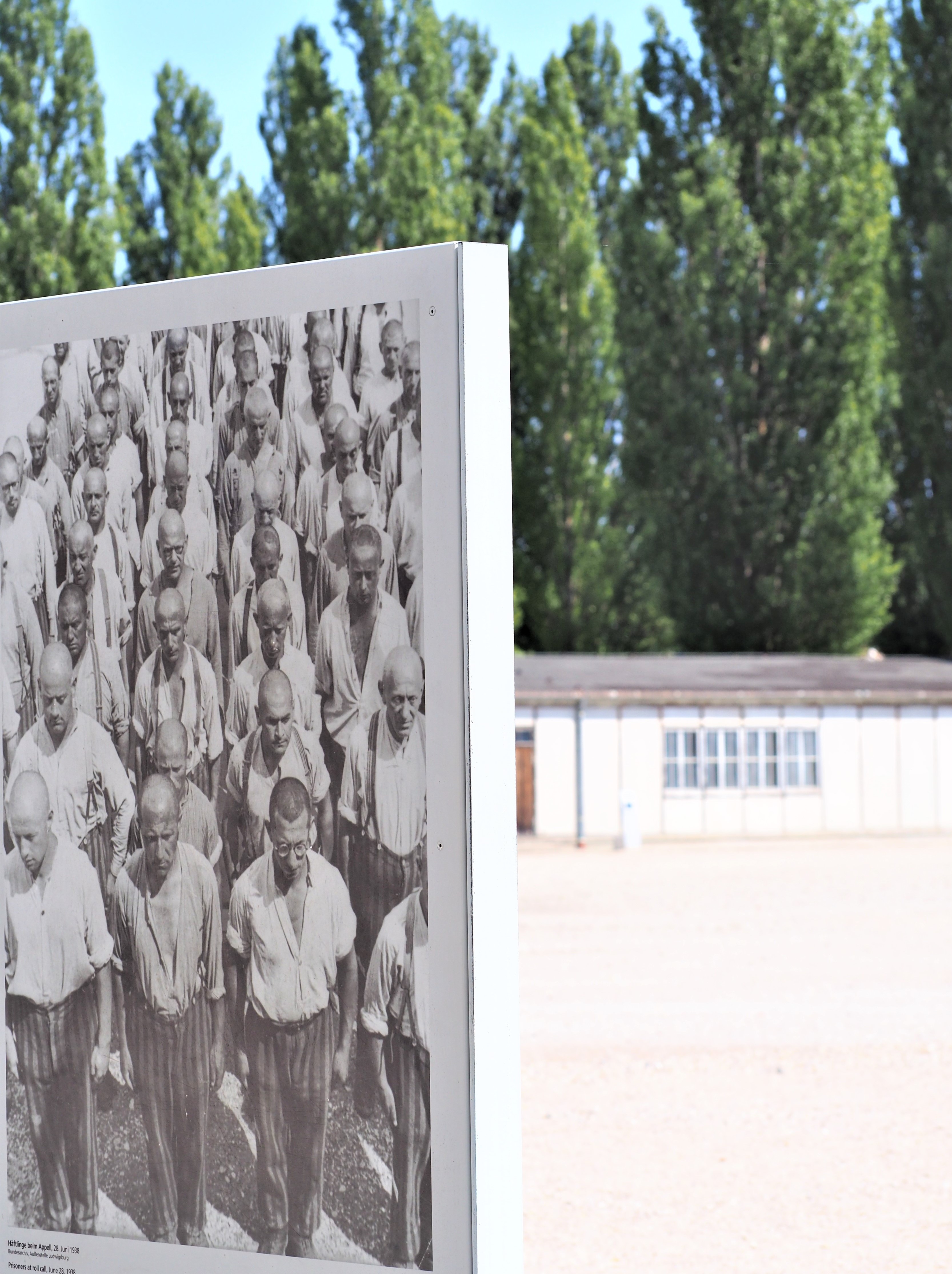 camp-de-concentration-allemagne-muich-dachau-exterieur