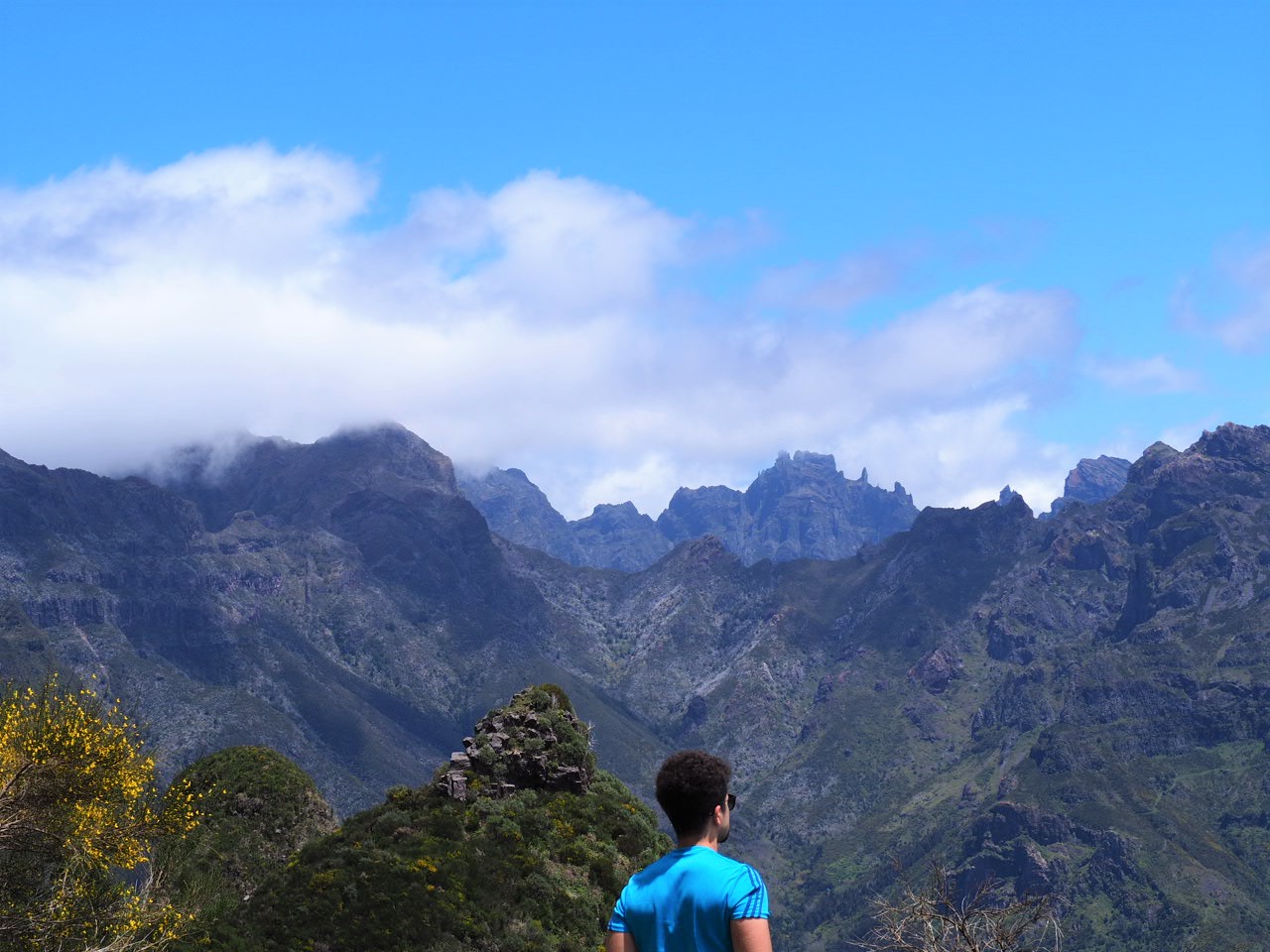 Madere-paysage-de-la-scenic-road-R110-en-direction-de-sao-vicente.