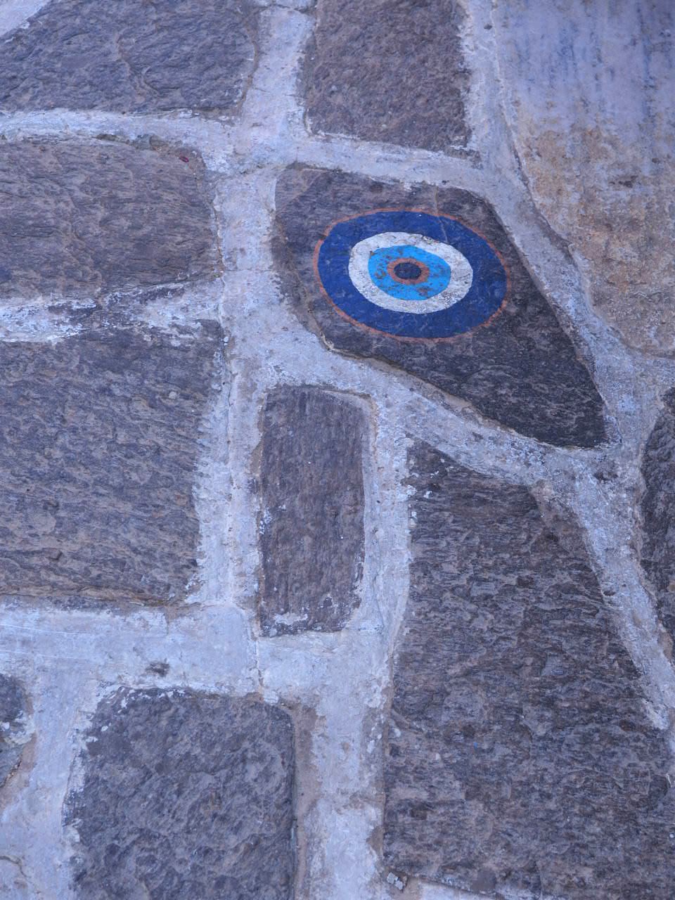 rodromos-village-pave-oeil-grec.