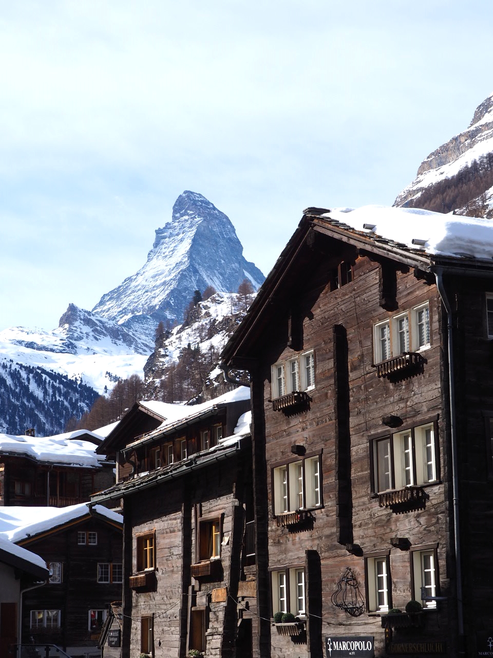 Mont-cervin-eglise-zermatt-weekend-en-valais-clioandco.j