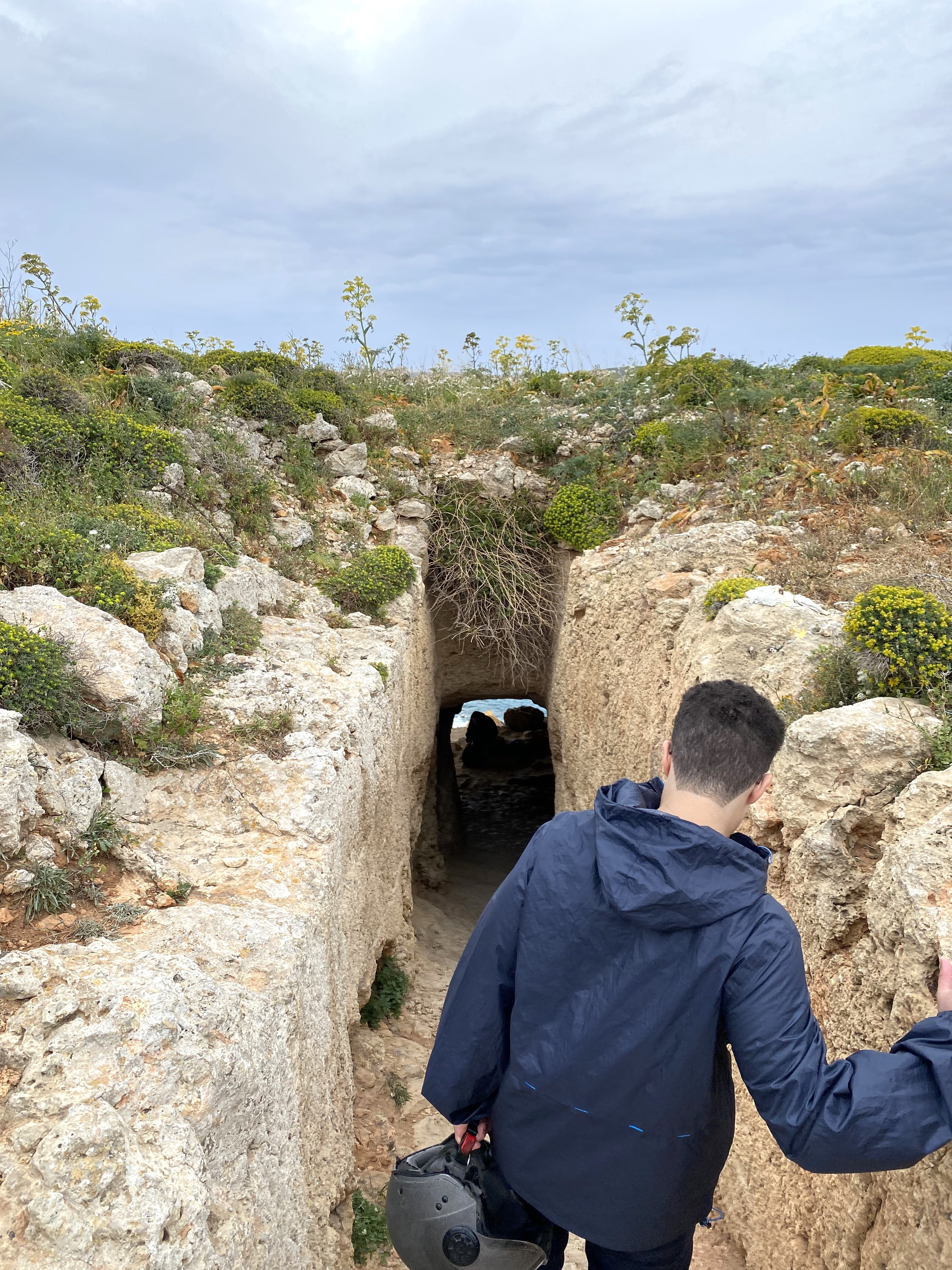 grotte entree malte gozo Tal Mixta cave