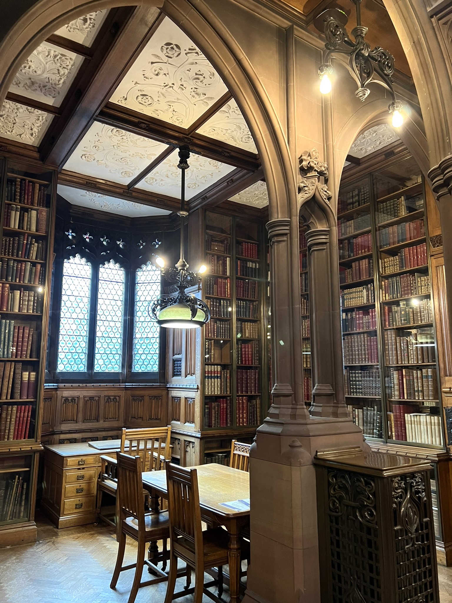 bibliotheque JOHN RYLANDS LIBRARY manchester