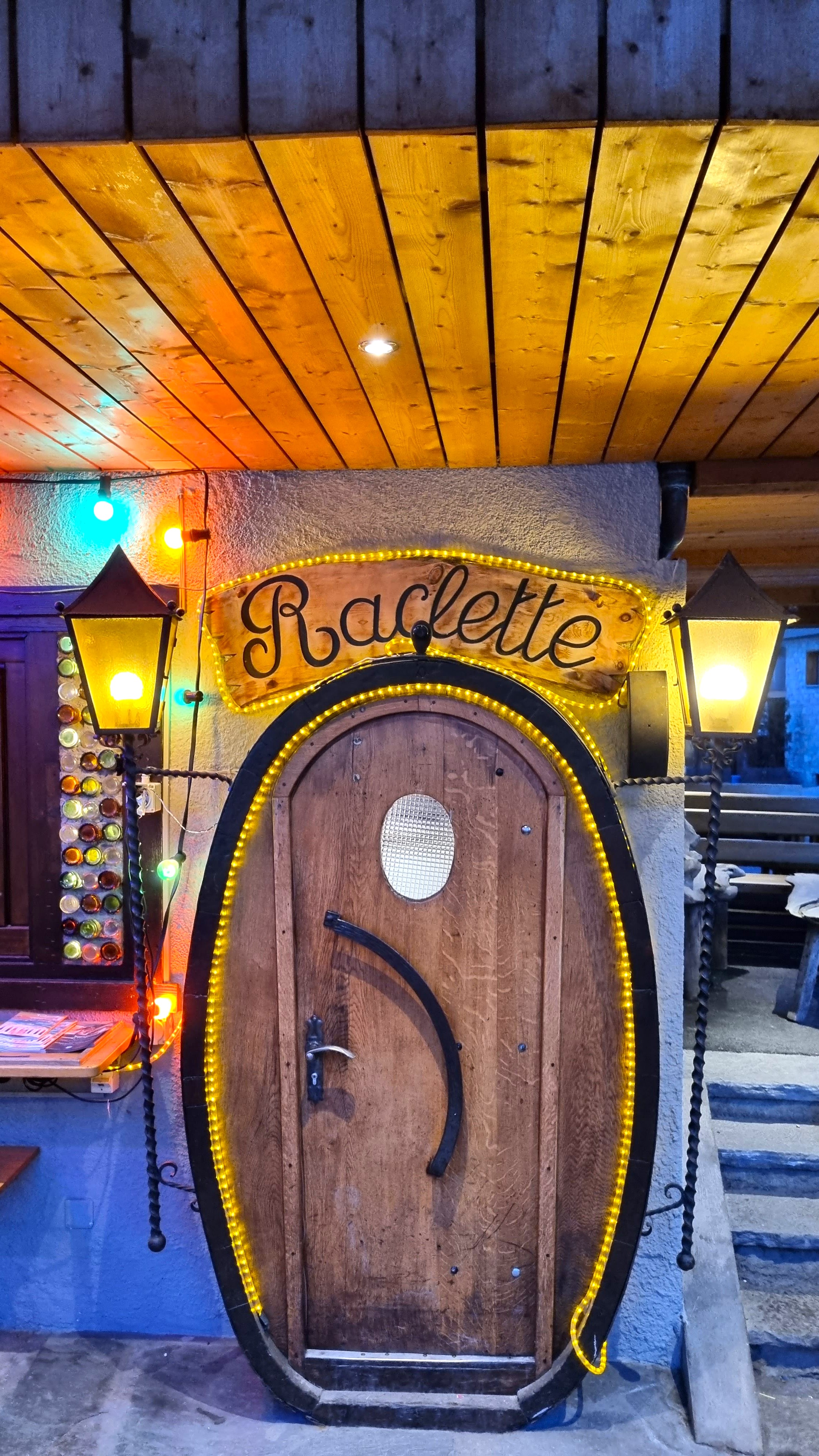 le caveau verbier ou manger raclette