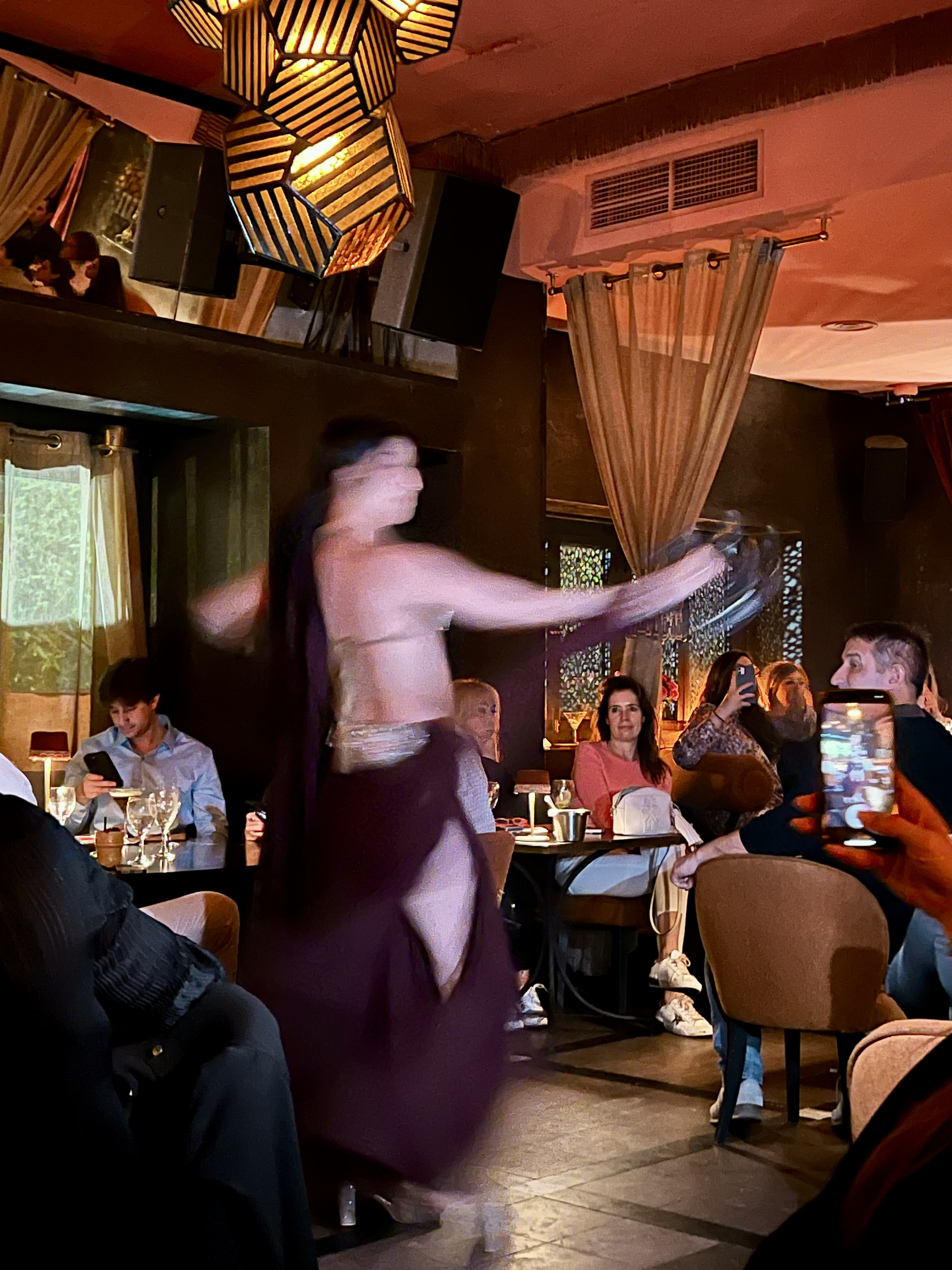 ou faire la fete marrakech danseuse