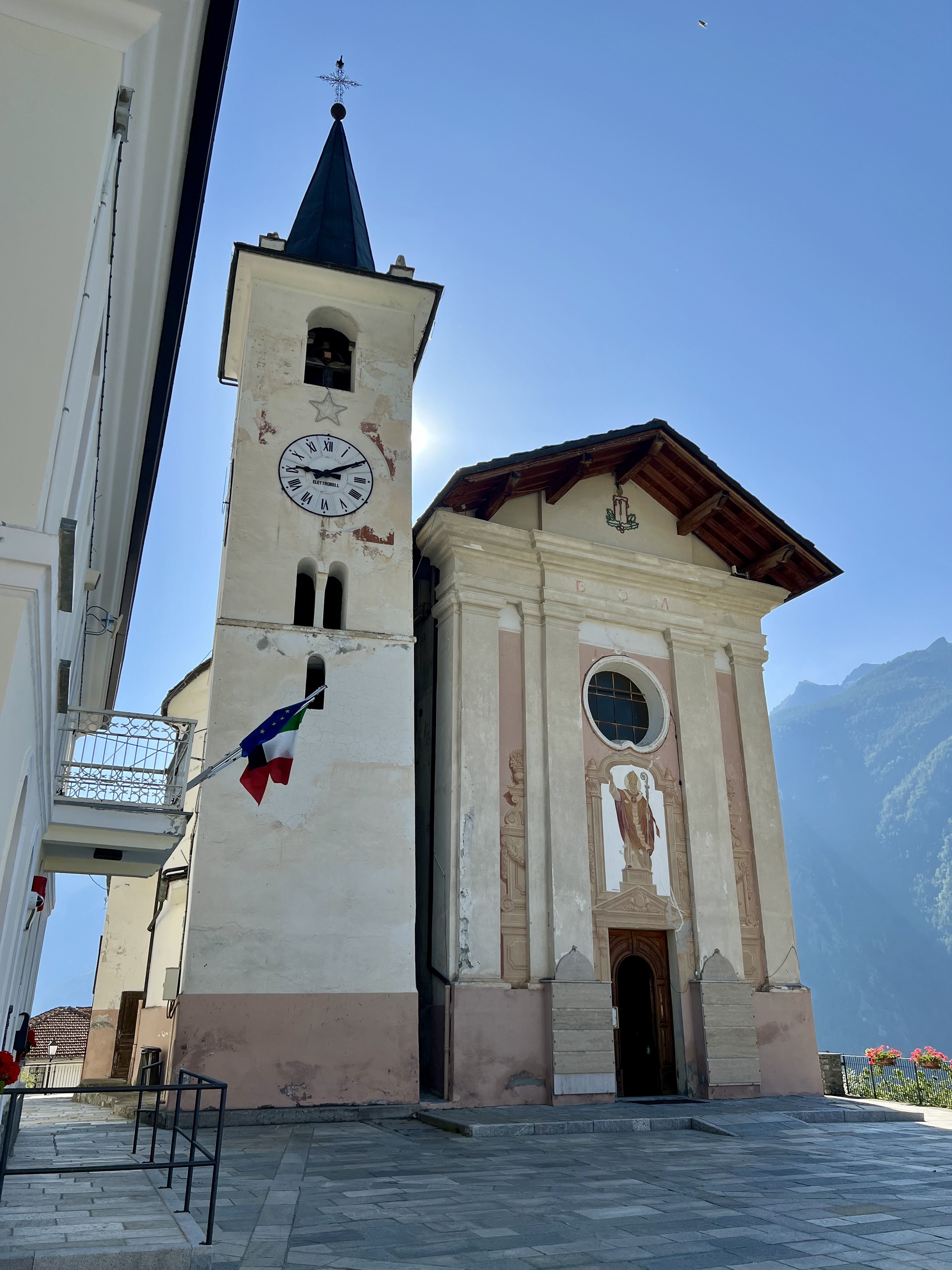 doues eglise aoste vallee