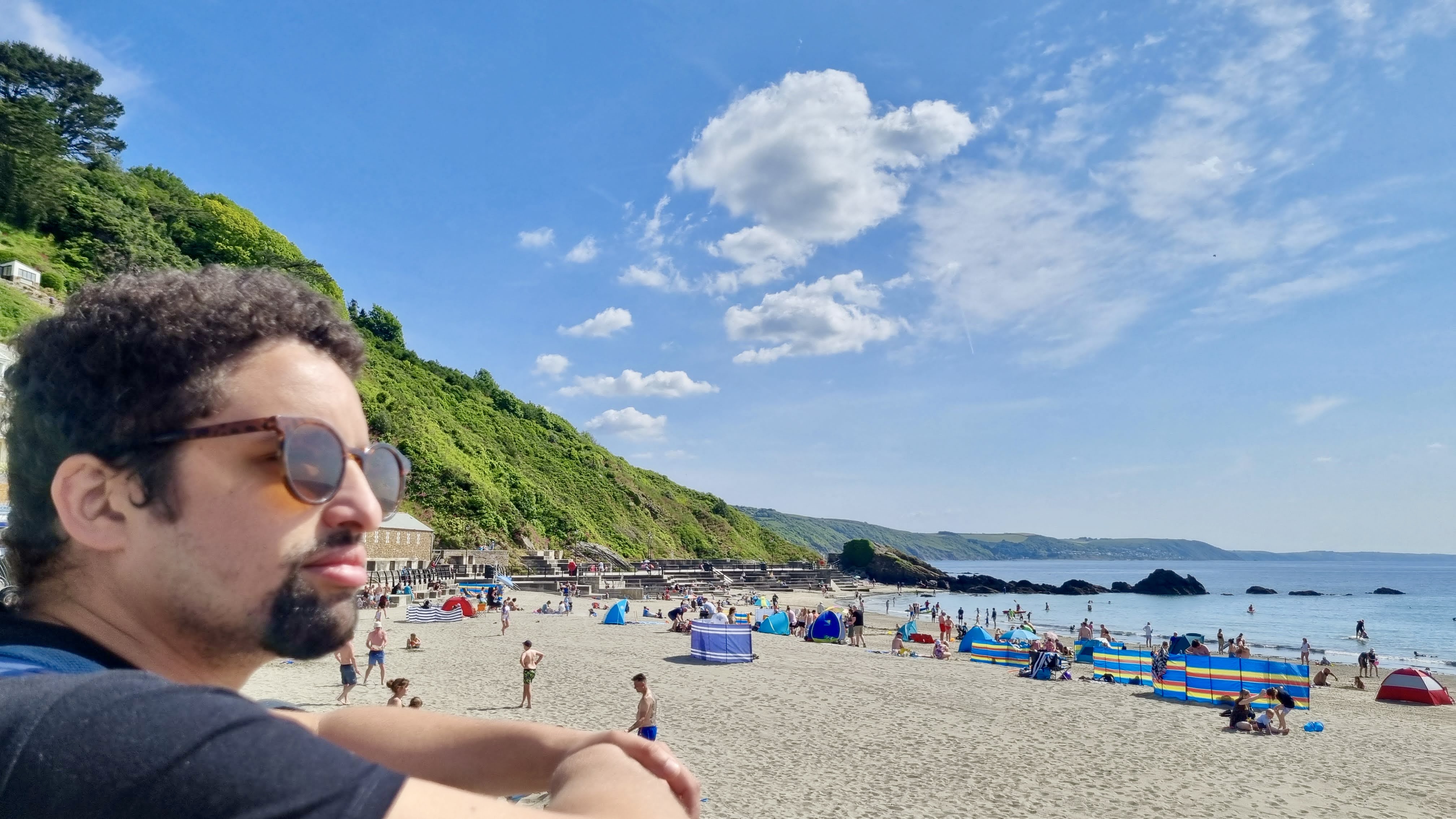 vue plage looe village cornouailles angleterre